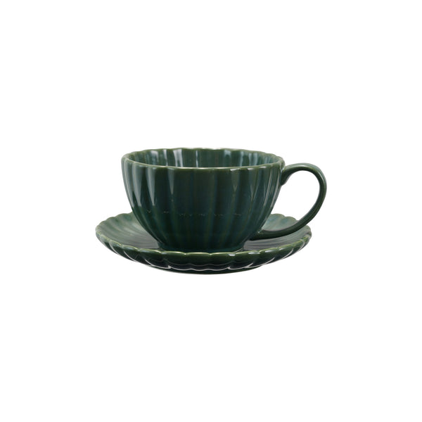 Pleated Mug + Saucer