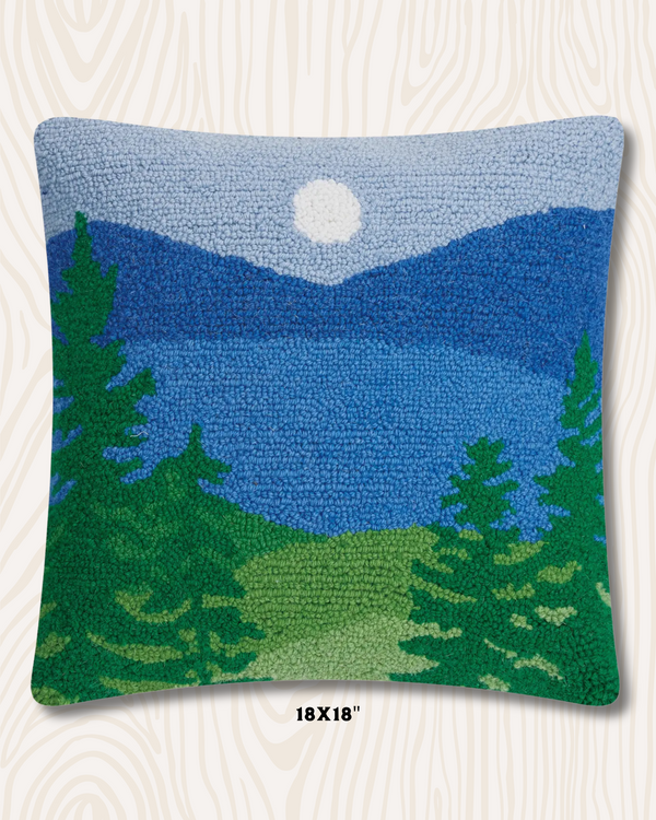 Lakeview Wool Hook Pillow | 18"x18"