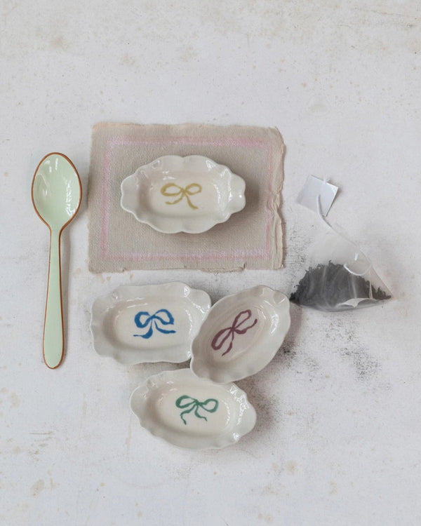 Scalloped Bow Jewelry Dish